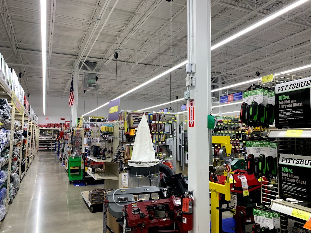 Harbor Freight Tools | 3935 N Federal Hwy, Oakland Park, FL 33308, USA | Phone: (754) 999-3536