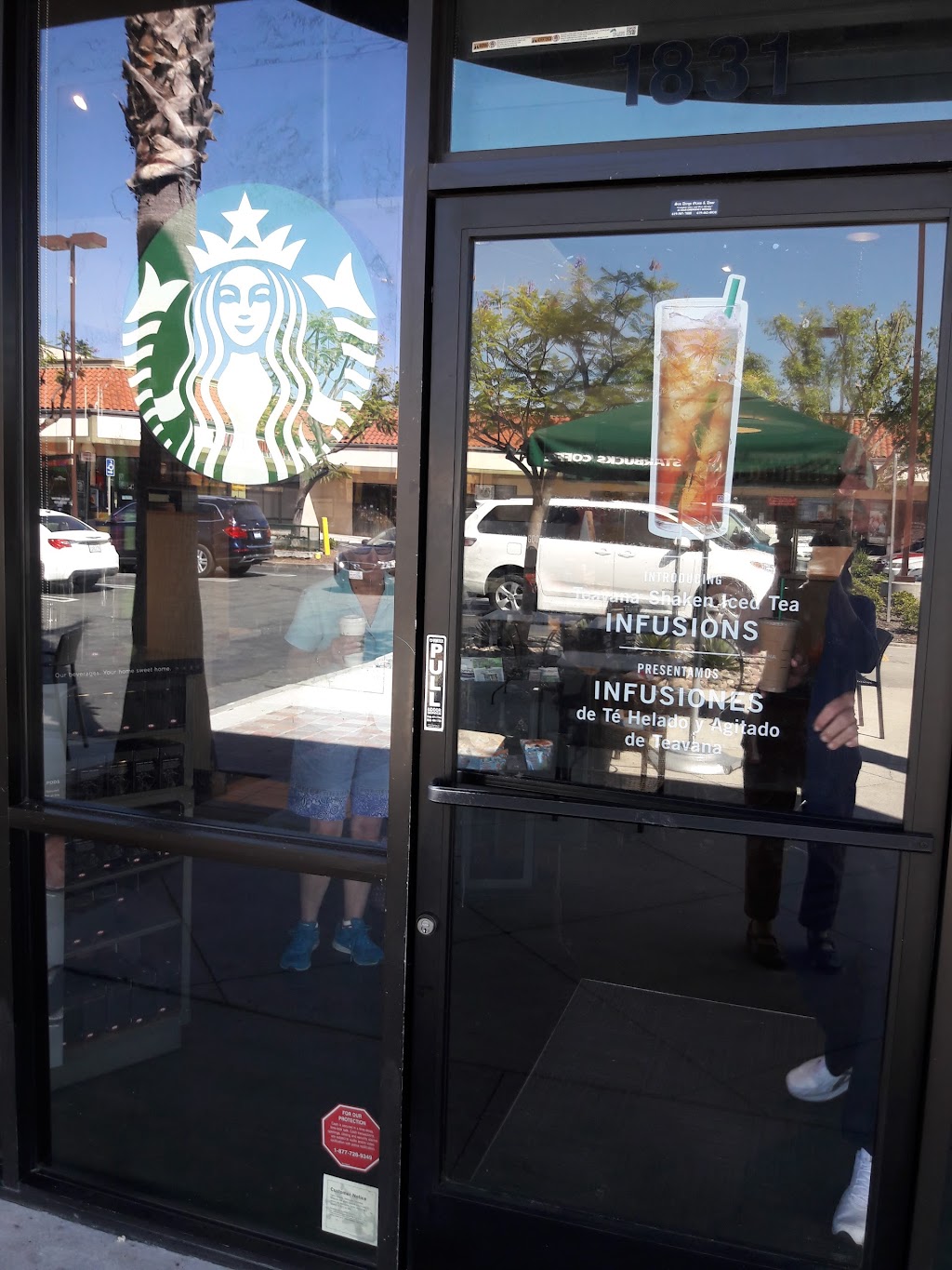 Starbucks | 280 E Via Rancho Pkwy, Escondido, CA 92025, USA | Phone: (760) 702-9019