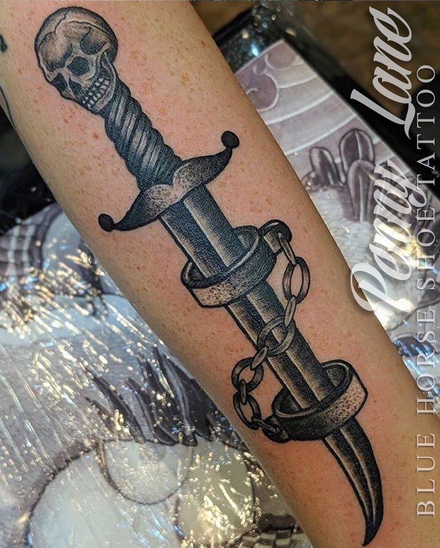 Blue Horse Shoe Tattoo and Piercing | 3513 Virginia Beach Blvd, Virginia Beach, VA 23452, USA | Phone: (757) 486-8286