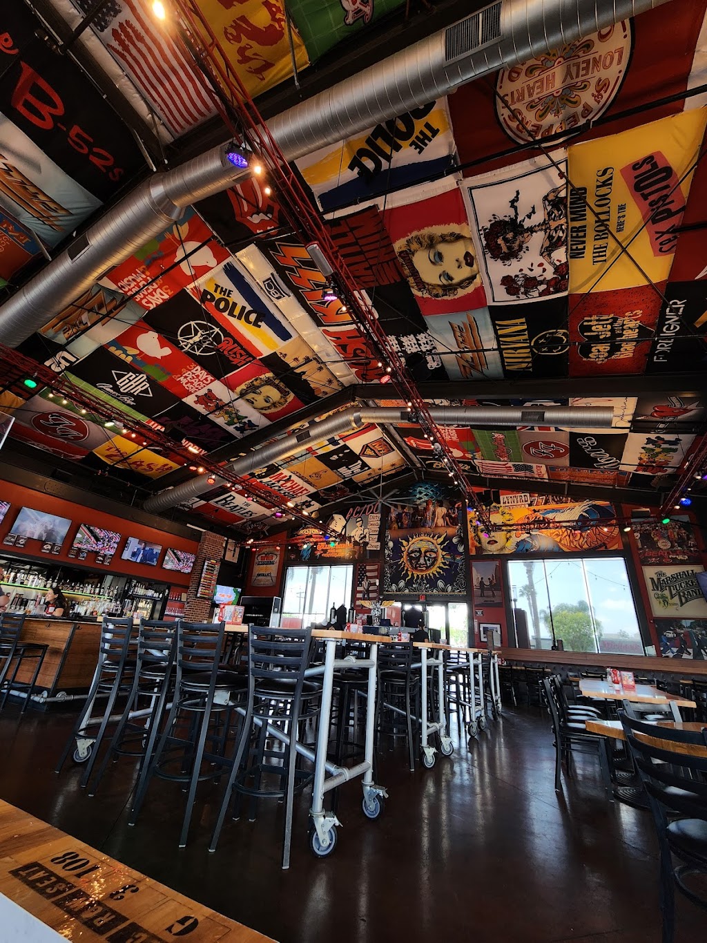 Rock & Brews | 1222 Irvine Blvd, Tustin, CA 92780, USA | Phone: (714) 760-4307