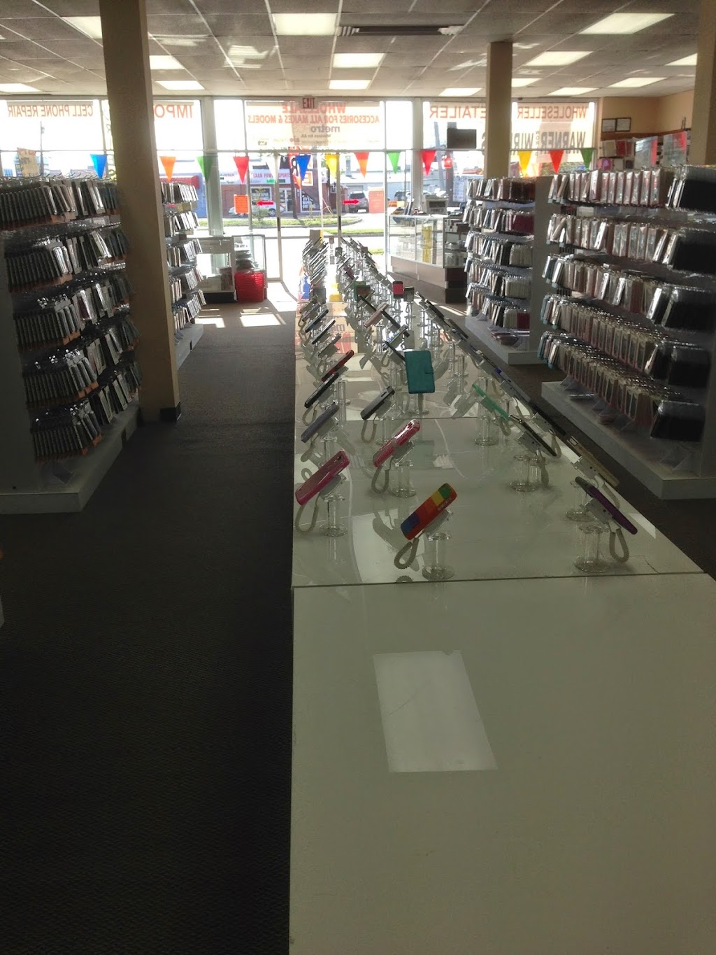 Warner World Wireless | 11402 Harry Hines Blvd, Dallas, TX 75229, USA | Phone: (972) 750-1903