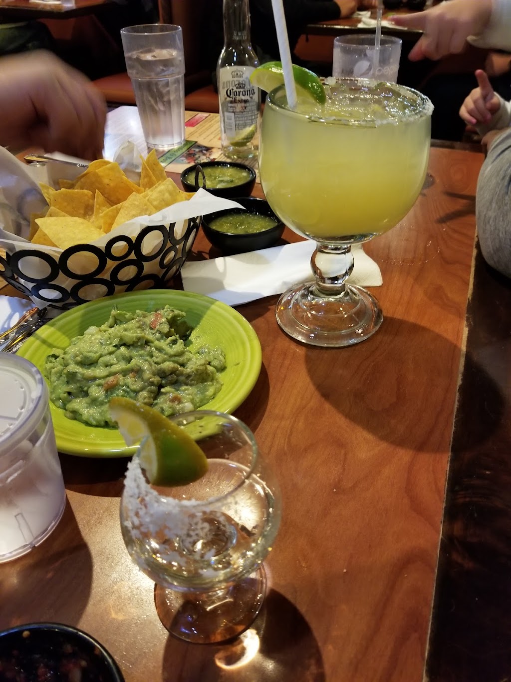 El Toro Mexican Restaurant & Cantina | 12115 Canyon Rd E, Puyallup, WA 98373, USA | Phone: (253) 256-4639