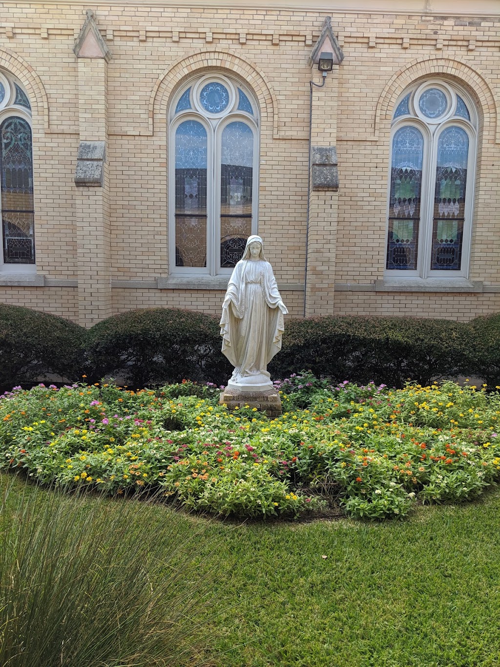 St Marys Catholic Church | 727 S Travis St, Sherman, TX 75090, USA | Phone: (903) 893-5148