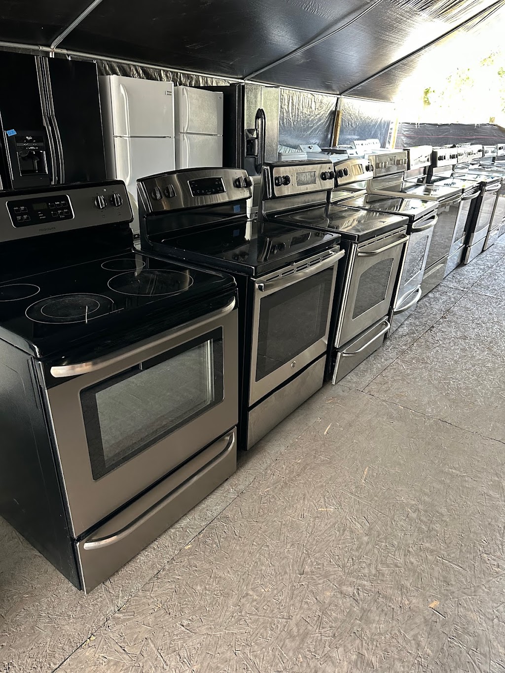 Vics used appliances | 752 N 6th Ave, Wauchula, FL 33873, USA | Phone: (863) 712-5156