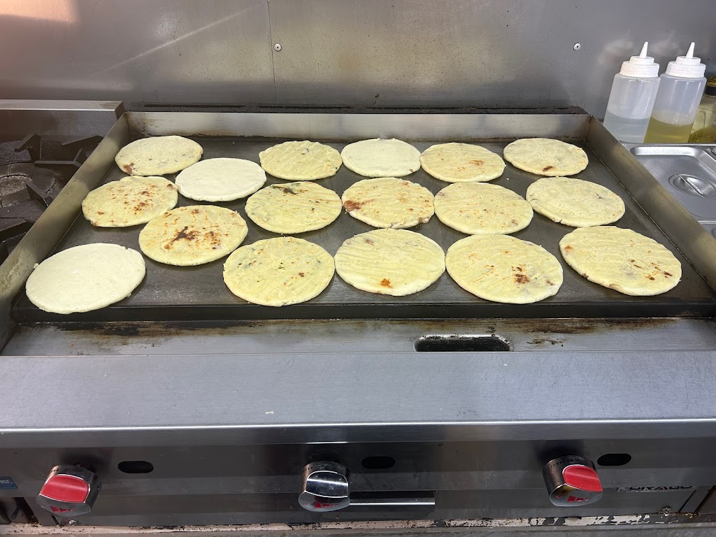 Pupusas & Tacos Arely taco truck | 610 S Sunshine Blvd, Eloy, AZ 85131, USA | Phone: (520) 280-8149