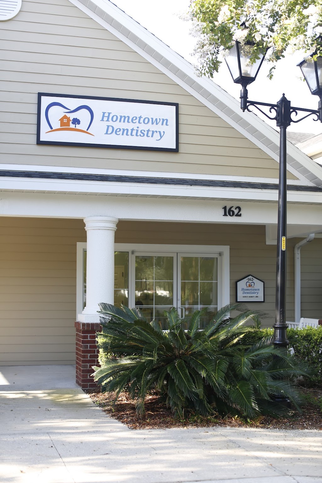 Hometown Dentistry | 1950 Laurel Manor Dr Suite 162, The Villages, FL 32162, USA | Phone: (352) 565-5265