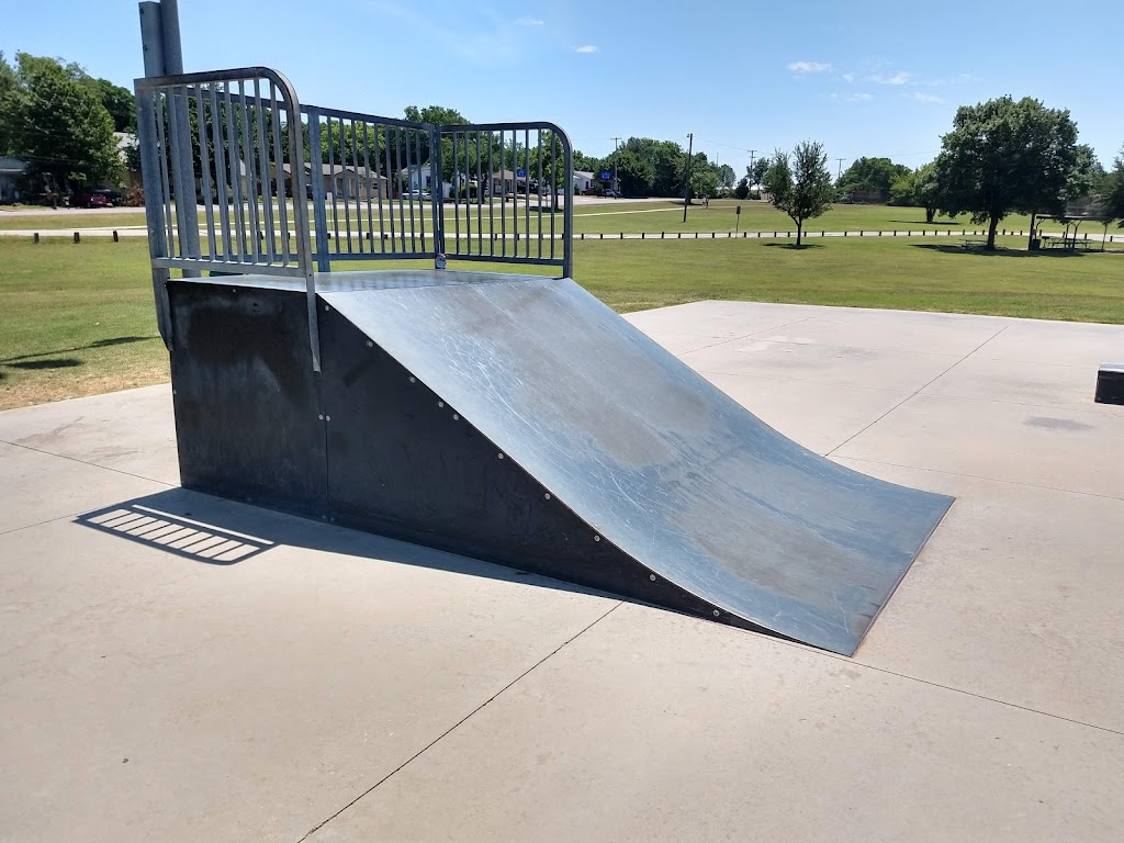 Lake Worth Skatepark | 3553 76114, 3501 Roberts Cut Off Rd, Fort Worth, TX 76114, USA | Phone: (817) 237-1211