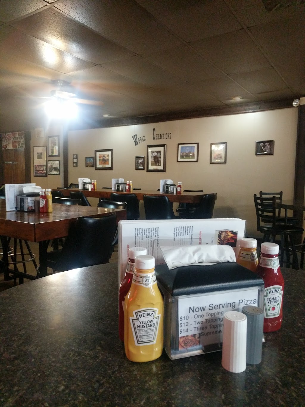 4th Avenue Grill | 115 N 4th Ave, Logan, IA 51546 | Phone: (712) 644-3200