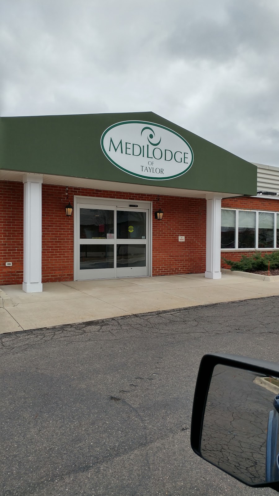 Medilodge of Taylor | 23600 Northline Rd, Taylor, MI 48180 | Phone: (734) 287-8580