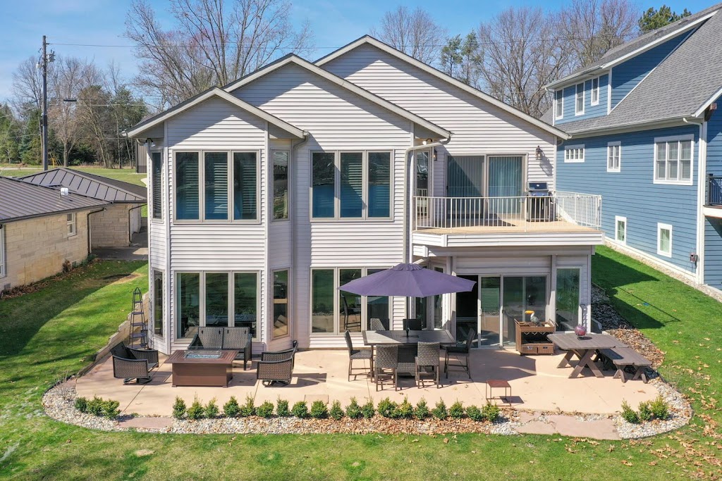 Lake Life Realty | 69150 Sunset Blvd, Union, MI 49130, USA | Phone: (269) 445-8877