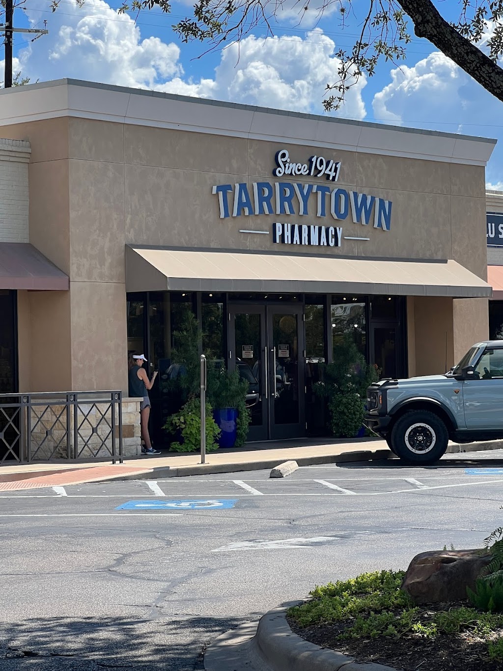 Tarrytown Pharmacy | 2727 Exposition Blvd Suite 105, Austin, TX 78703, USA | Phone: (512) 478-6419