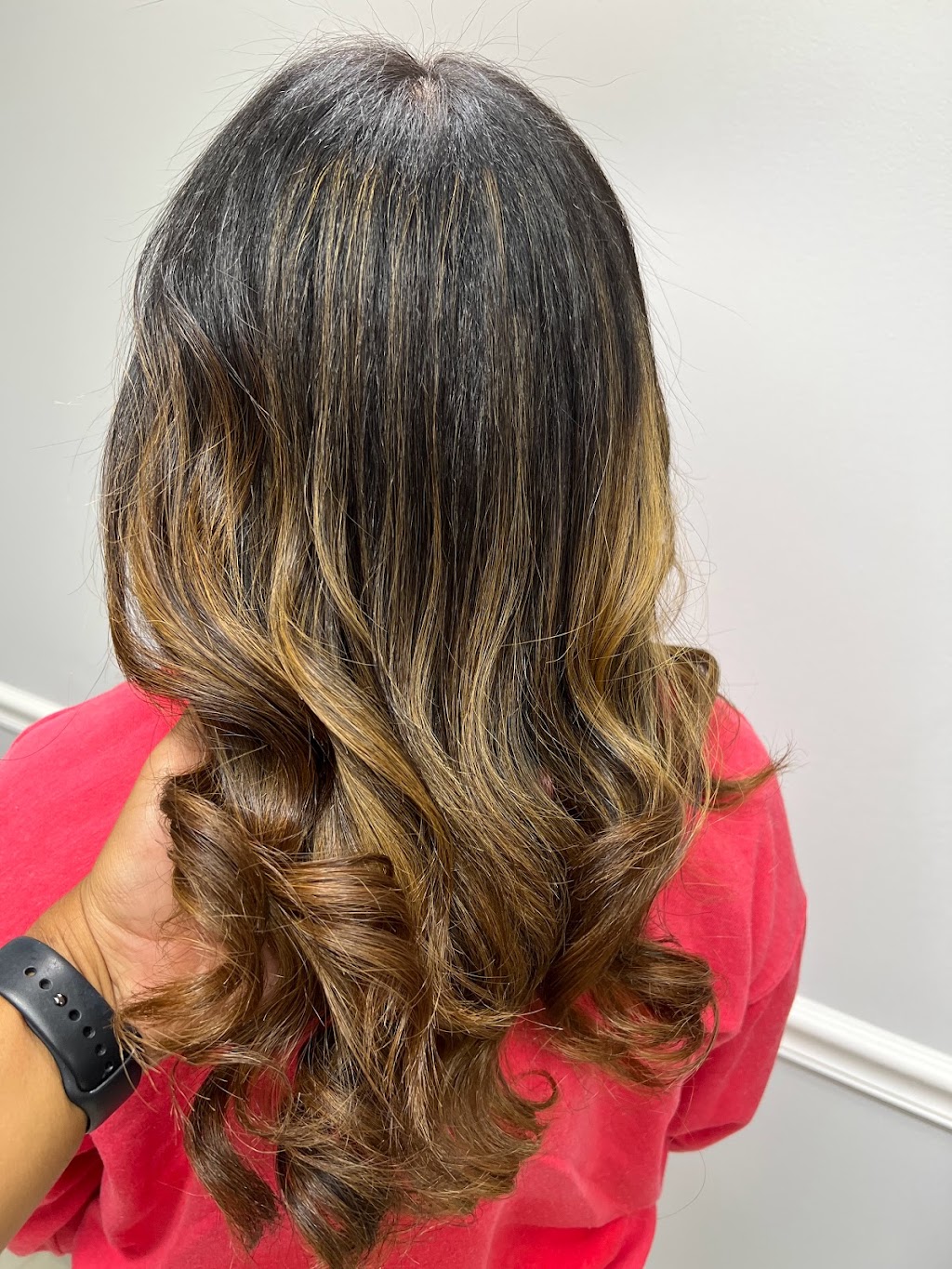 Armando’s Hair Design | 362 Dogwood Ave, Franklin Square, NY 11010, USA | Phone: (516) 385-1094