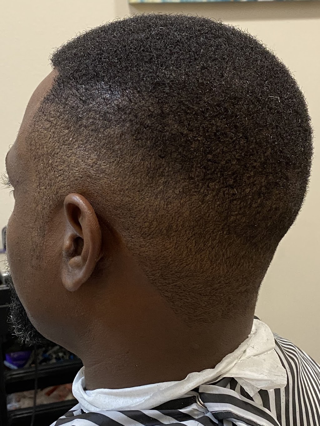 JM Cuts and Styles | 111 Hal Muldrow Dr, Norman, OK 73072, USA | Phone: (405) 219-4748