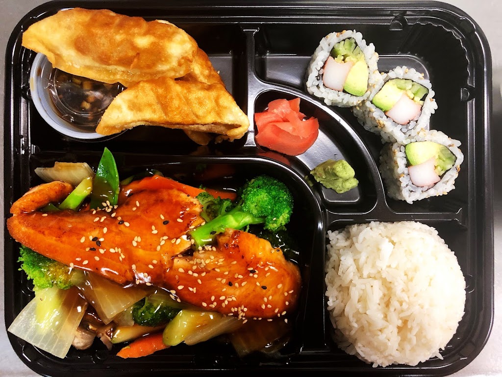 Robongi Sushi Wok&Grill | 2519 E State Rd 60, Valrico, FL 33594, USA | Phone: (813) 662-2997