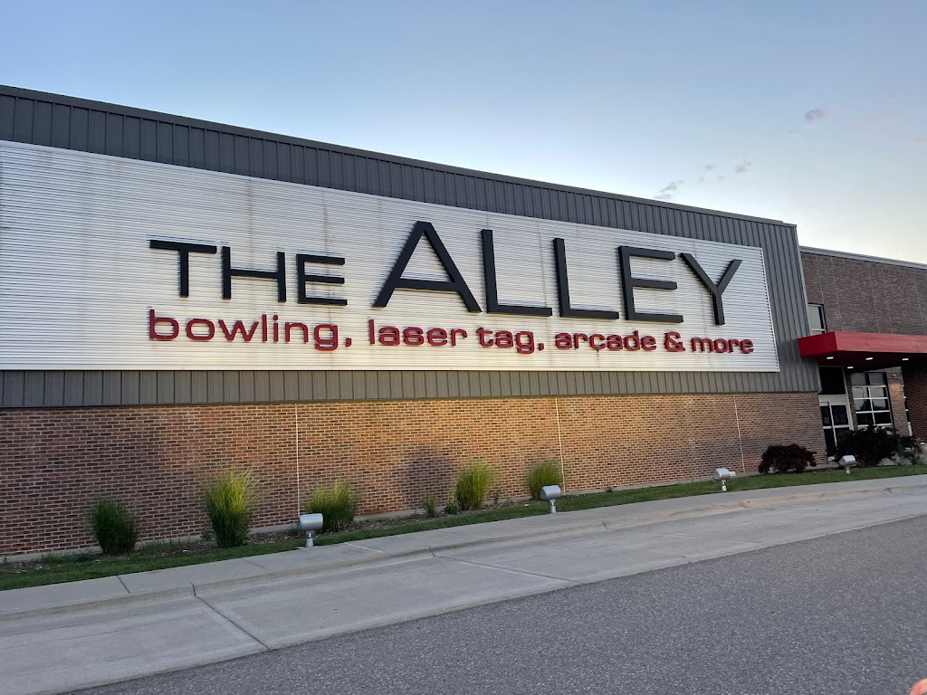 The Alley Hutchinson | 1221 E 23rd Ave, Hutchinson, KS 67502, USA | Phone: (620) 259-8770