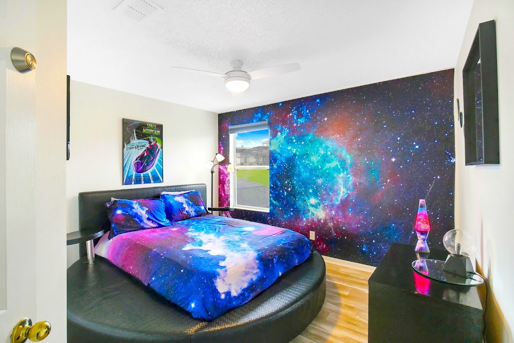 Mad Men Magic Kingdom House | 2751 Emerald Island Blvd, Kissimmee, FL 34747, USA | Phone: (301) 275-9078