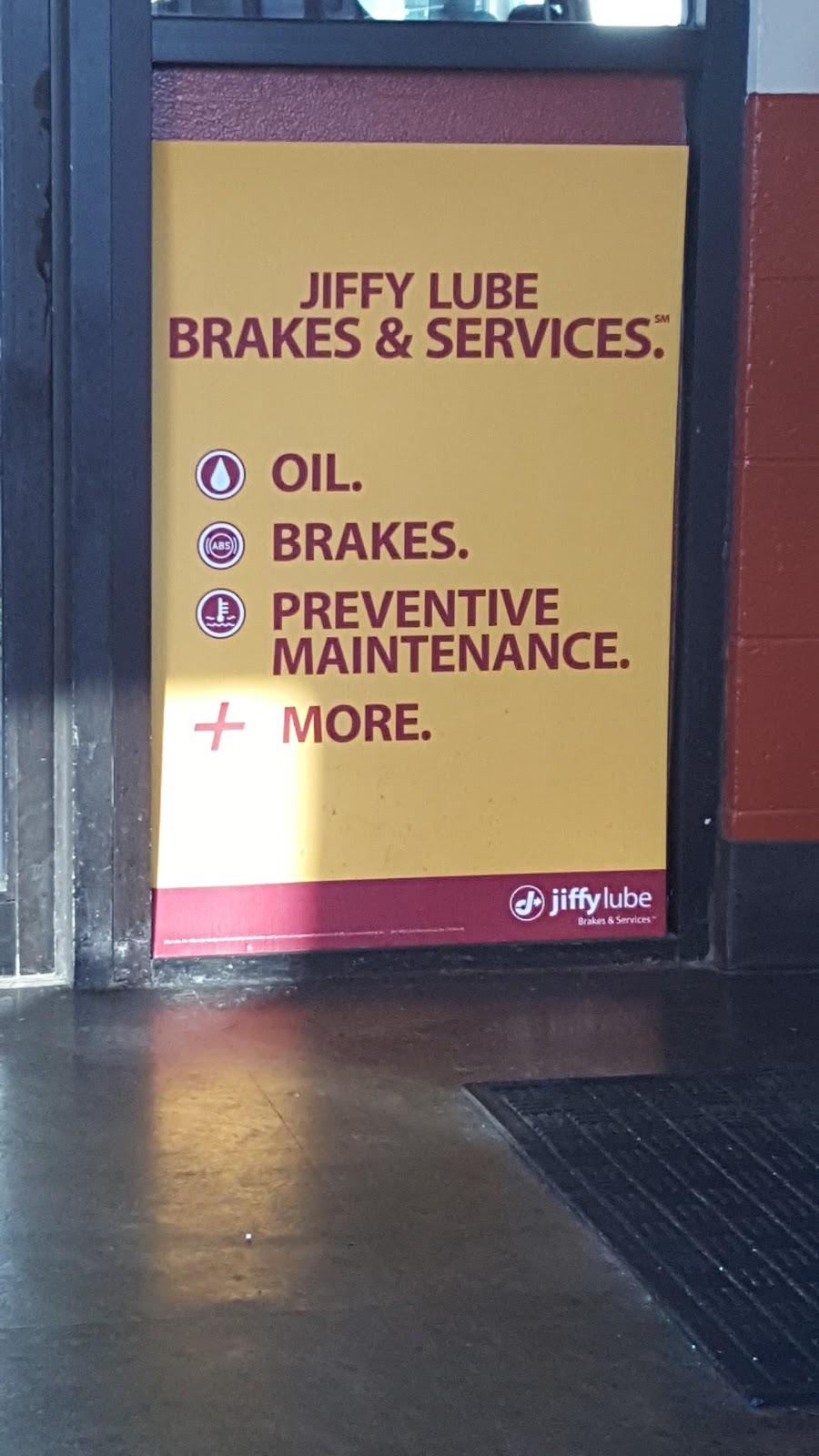 Jiffy Lube | 194 N Broadway, Salem, NH 03079 | Phone: (603) 890-1333