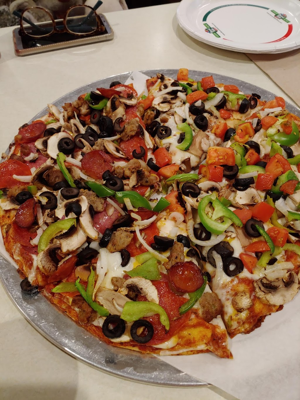 Round Table Pizza | 40831 Fremont Blvd, Fremont, CA 94538, USA | Phone: (510) 651-2111