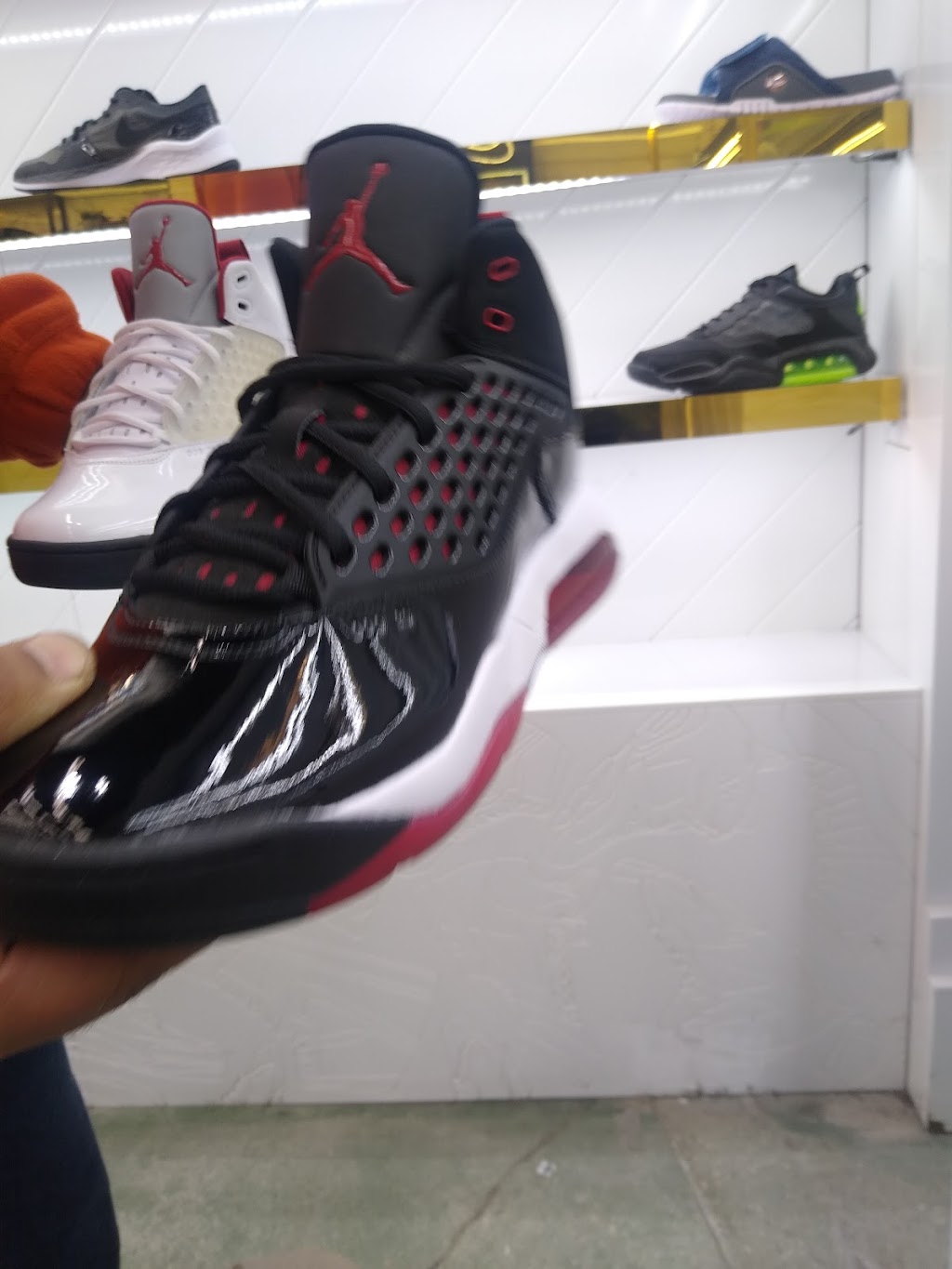 Shoe Palace | 5365 Long Beach Blvd, Long Beach, CA 90805, USA | Phone: (562) 269-5861
