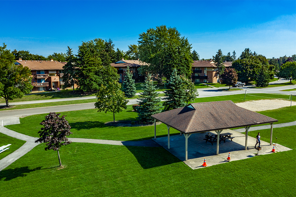 Idylwood Apartment Homes | 101 Slate Creek Dr, Cheektowaga, NY 14227, USA | Phone: (716) 324-2567