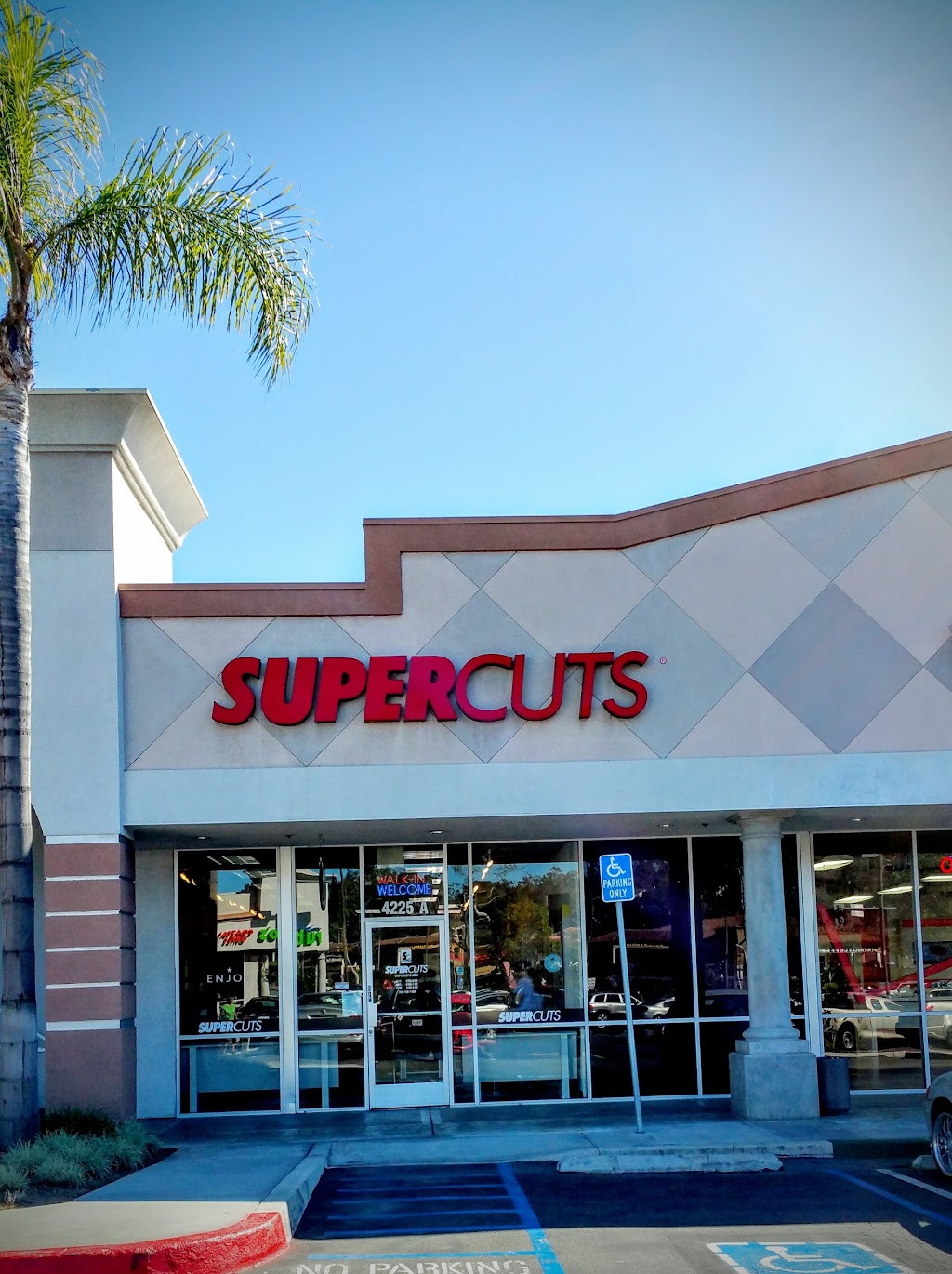 Supercuts | 4225 Oceanside Blvd Ste A, Oceanside, CA 92056, USA | Phone: (760) 758-7400