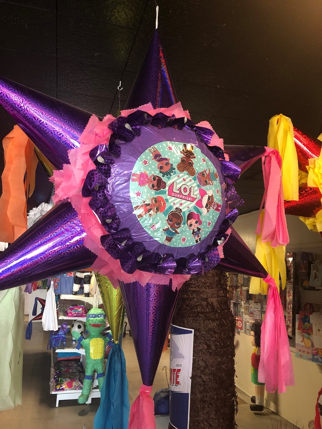 Estrellas party supplies | 927 Whitley Ave, Corcoran, CA 93212, USA | Phone: (559) 556-4933