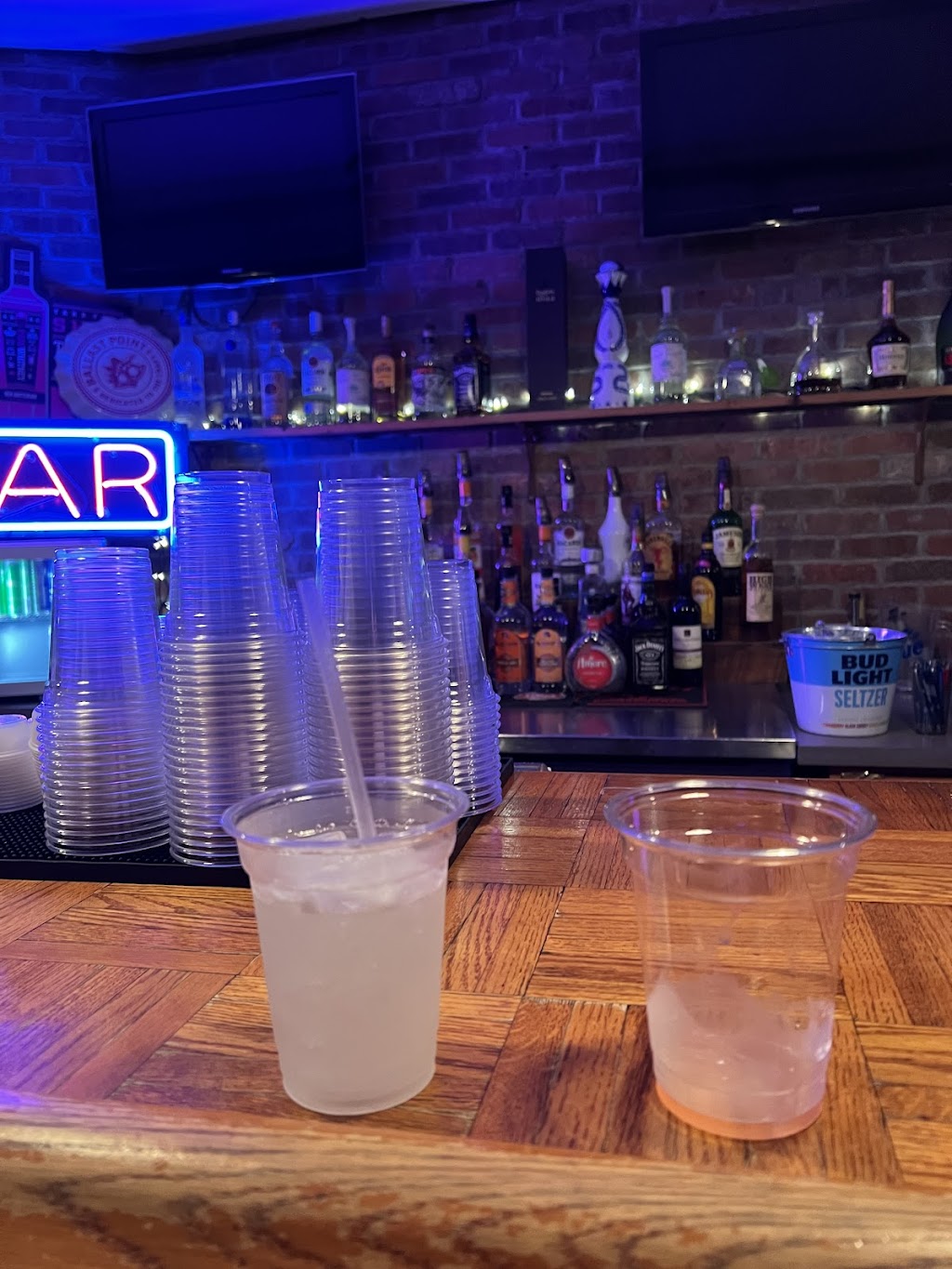 The Pub | 869 Madison Ave, Albany, NY 12208, USA | Phone: (518) 621-7190