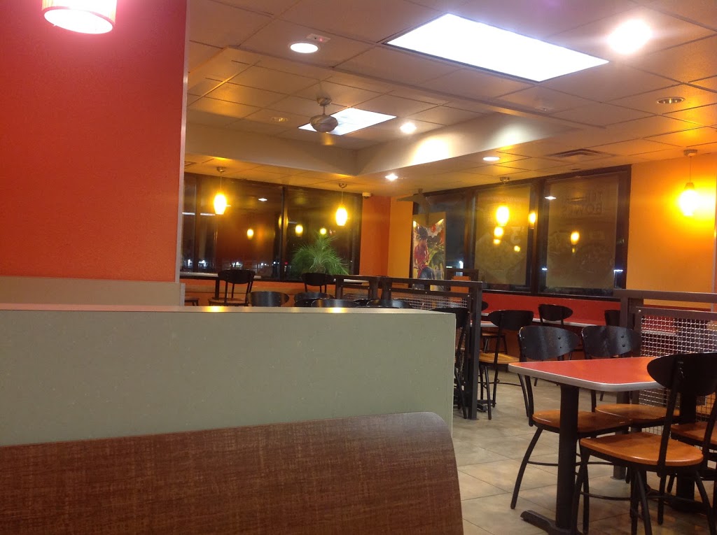 Jack in the Box | 31650 Riverside Dr, Lake Elsinore, CA 92530, USA | Phone: (951) 674-7656