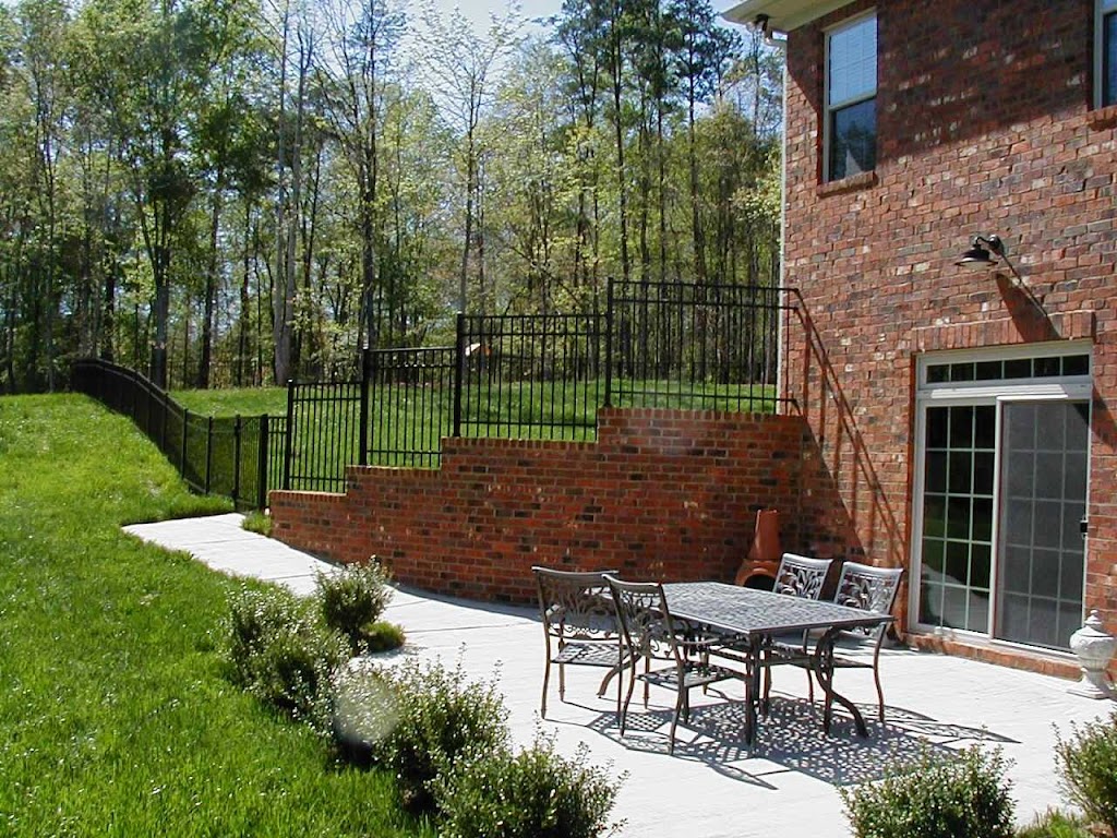 Sandel Fence Builder, LLC | 211 Berry Garden Rd, Kernersville, NC 27284, USA | Phone: (336) 413-3317