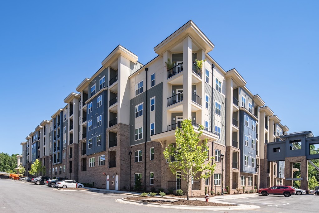 Lantower Weston Corners Apartments | 6000 Elevate Cir, Cary, NC 27513 | Phone: (919) 891-6977