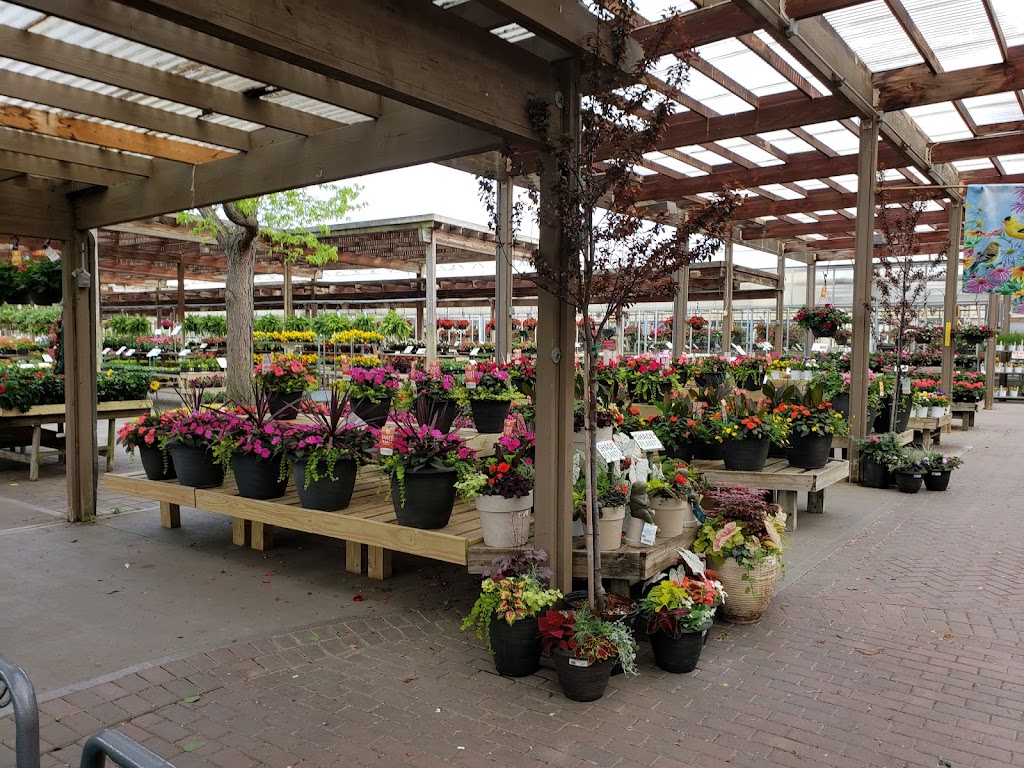 Berns Garden Center | 825 Greentree Rd, Middletown, OH 45044, USA | Phone: (513) 423-5306