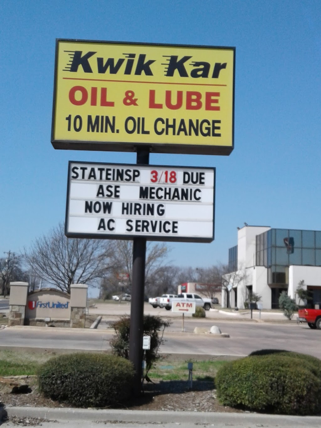 Kwik Kar Oil Change & Auto Care | 1401 W Chapman Dr, Sanger, TX 76266, USA | Phone: (940) 458-6710