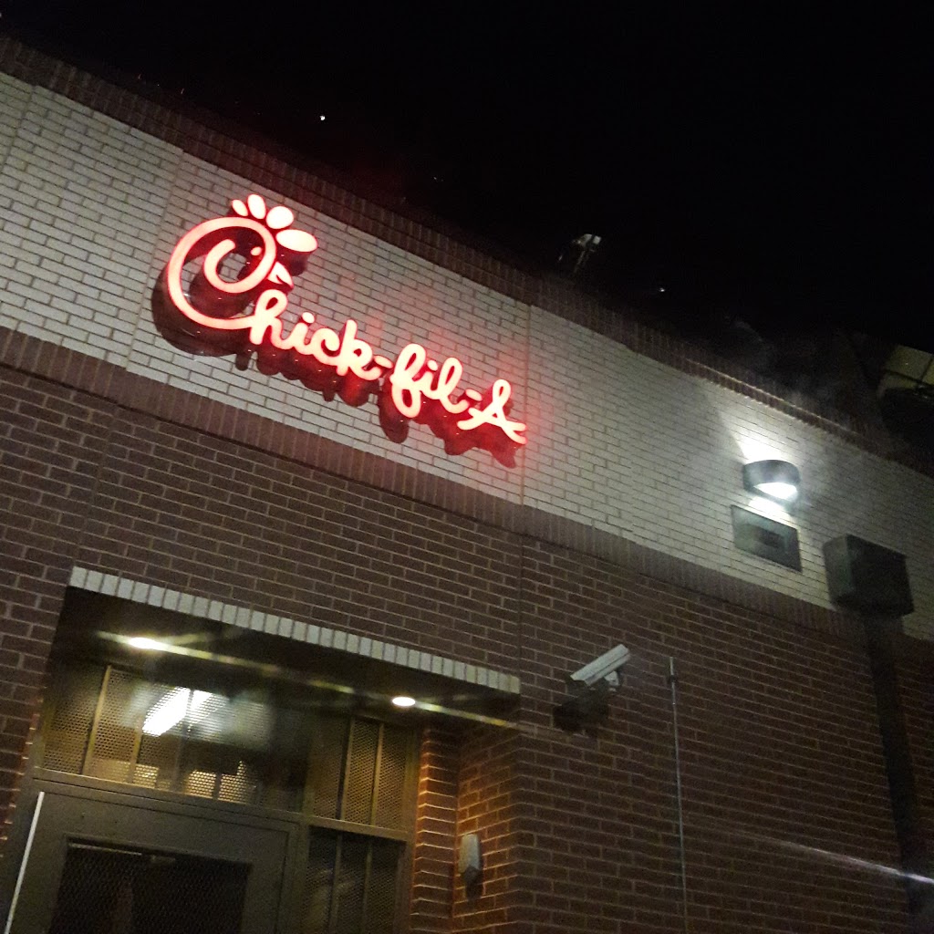 Chick-fil-A | 6420 SW 3rd St, Oklahoma City, OK 73128, USA | Phone: (405) 440-0500