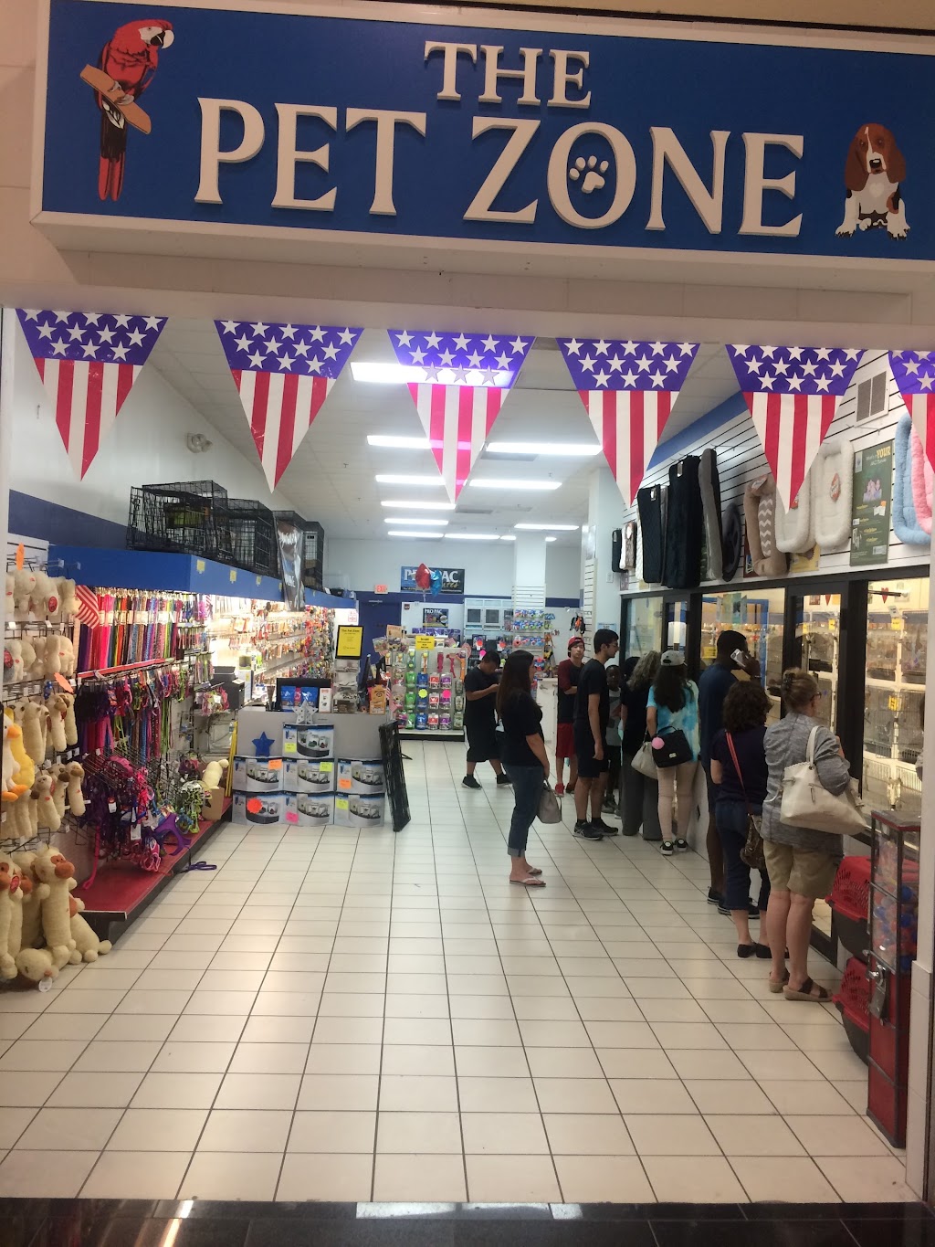 Pet Zone | 1 Crossgates Mall Rd, Albany, NY 12203, USA | Phone: (518) 218-7387