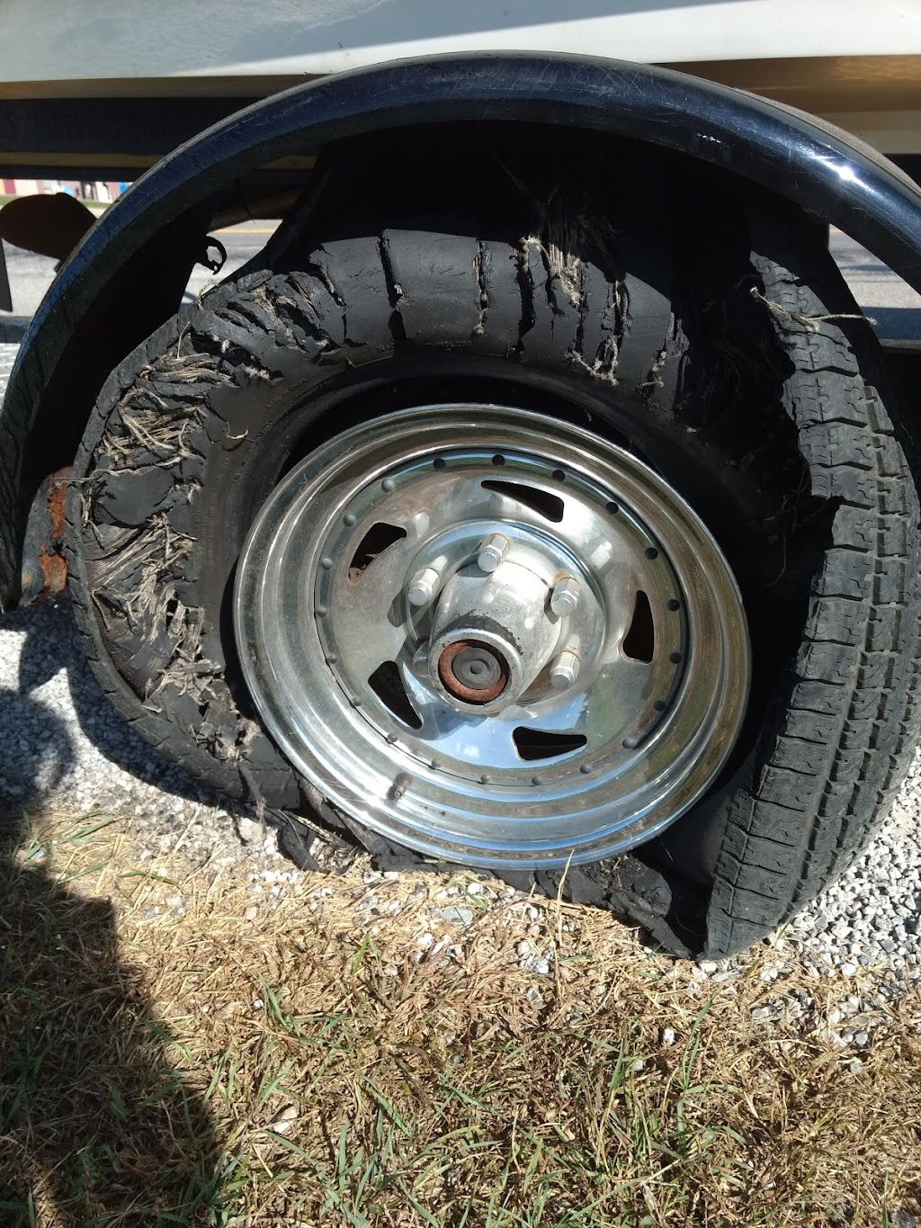 Tire Outlet Plus | 4100 US-223, Adrian, MI 49221 | Phone: (517) 759-3131