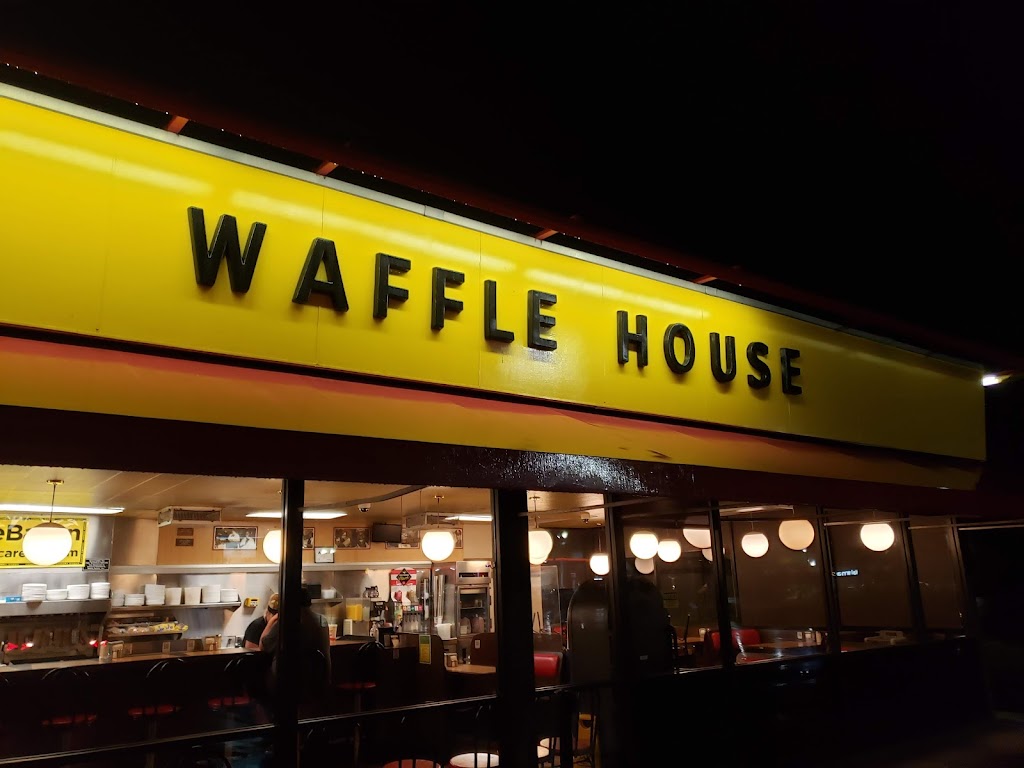 Waffle House | 2210 Rockford St, Mt Airy, NC 27030, USA | Phone: (336) 719-7913