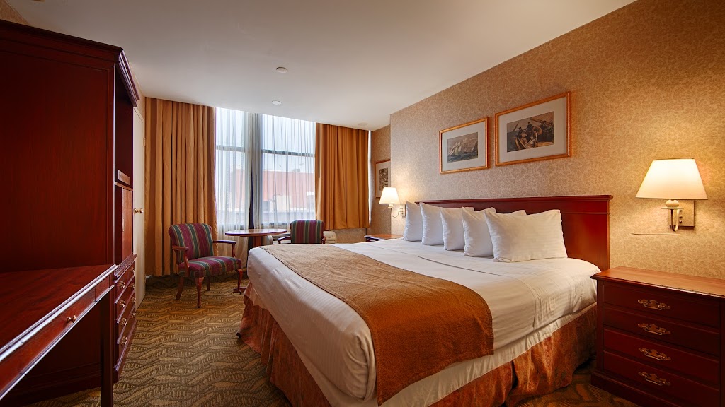 City View Inn | 3317 Greenpoint Ave, Queens, NY 11101, USA | Phone: (718) 392-8400