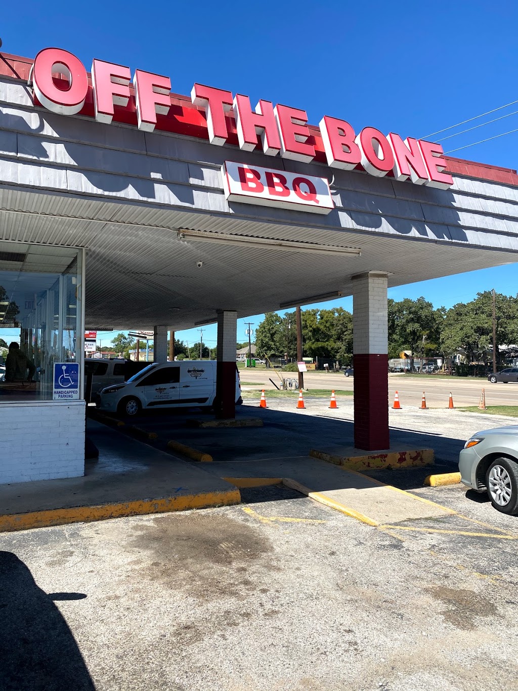 Off The Bone BBQ, Inc. | 5144 Mansfield Hwy, Forest Hill, TX 76119, USA | Phone: (817) 563-7000