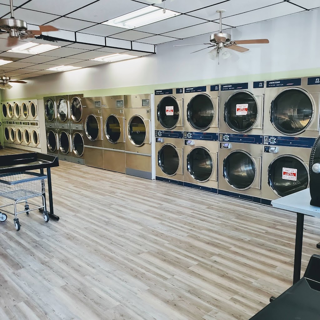 The Mat Laundromat FREE DRY CENTER and Commercial Laundry | 9426 Lorain Ave, Cleveland, OH 44102, USA | Phone: (216) 744-7179
