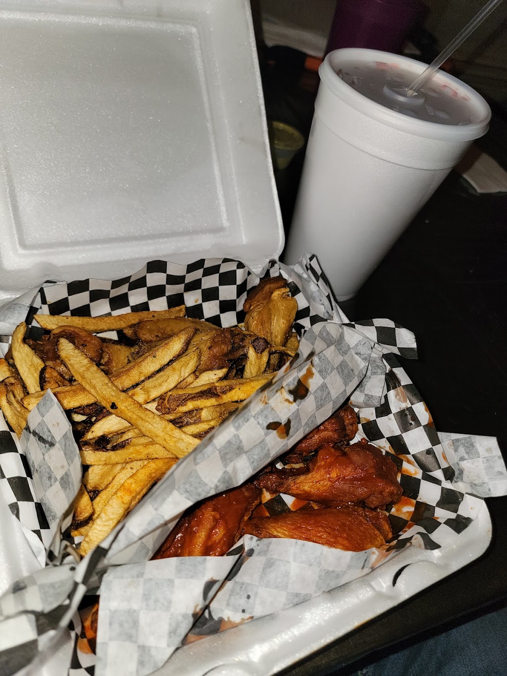 Rocos Hot Wings | 104 Sandy Oaks Loop, Bastrop, TX 78602, USA | Phone: (512) 308-5000