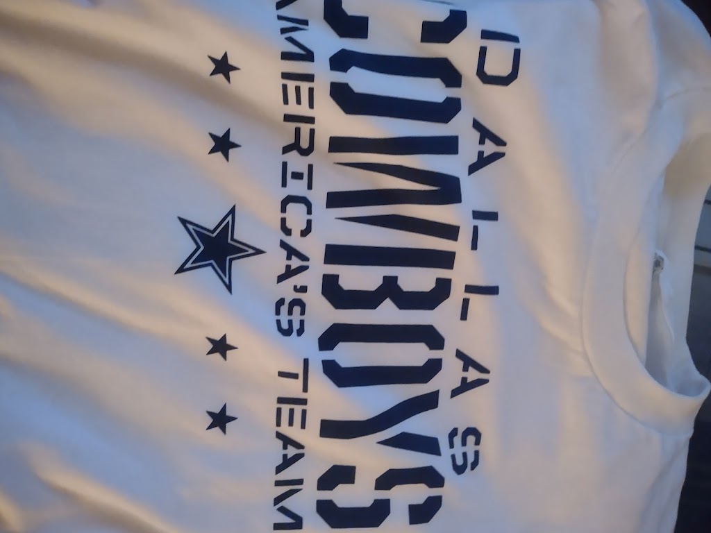 Dallas Cowboys Pro Shop Outlet | 15825 Gateway Dr Suite 200, Frisco, TX 75035, USA | Phone: (972) 785-4240