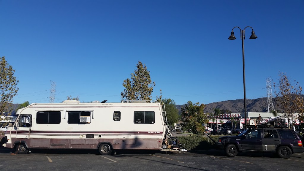 Walmart Auto Care Centers | 1950 Auto Centre Dr, Glendora, CA 91740, USA | Phone: (909) 394-7909