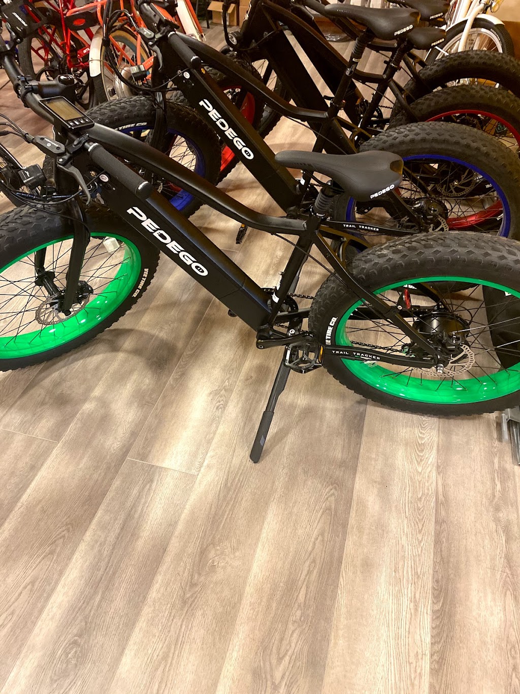 Pedego Electric Bikes Long Beach | 5518 E Britton Dr, Long Beach, CA 90815, USA | Phone: (917) 209-3715