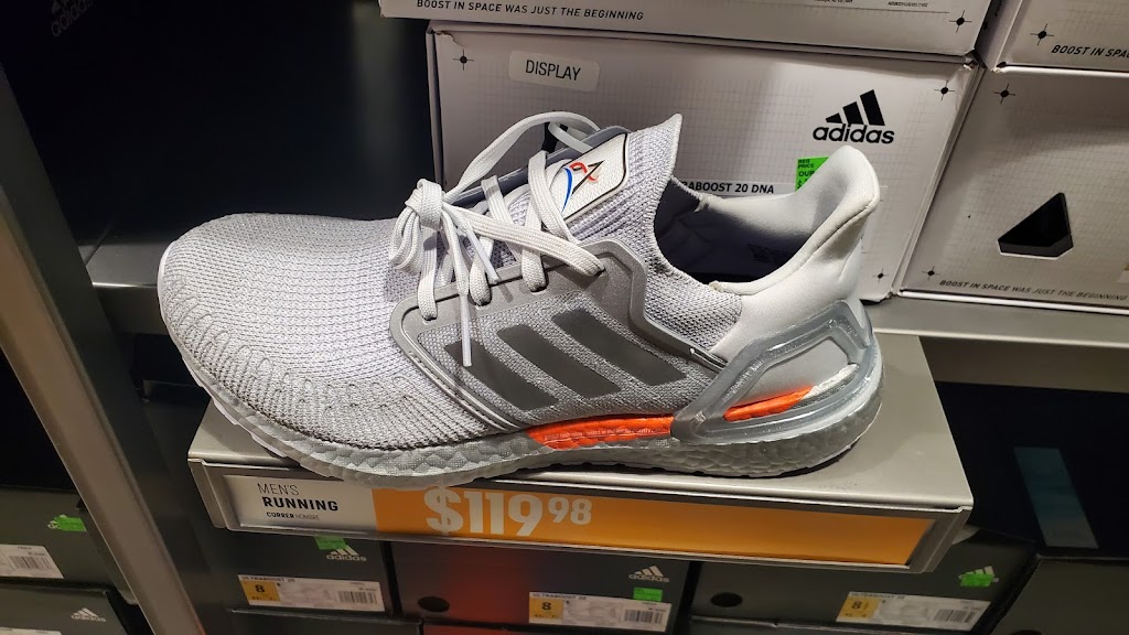 adidas Outlet Store Elizabeth | 651 Kapkowski Rd, Elizabeth, NJ 07201, USA | Phone: (908) 820-9461