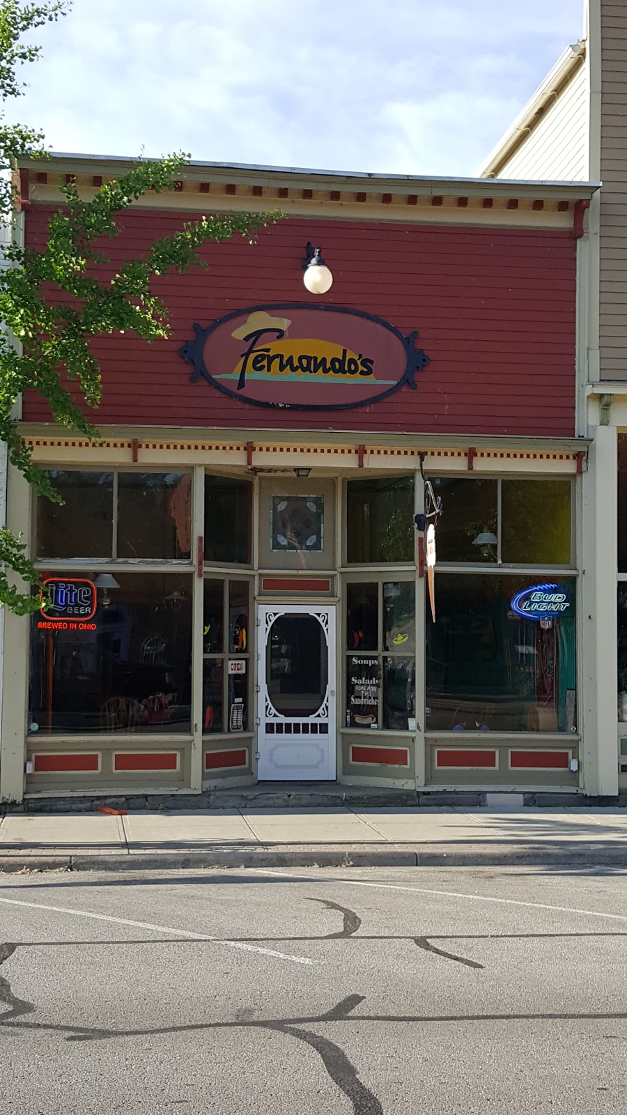Fernandos | 24129 Front St, Grand Rapids, OH 43522, USA | Phone: (419) 832-1503