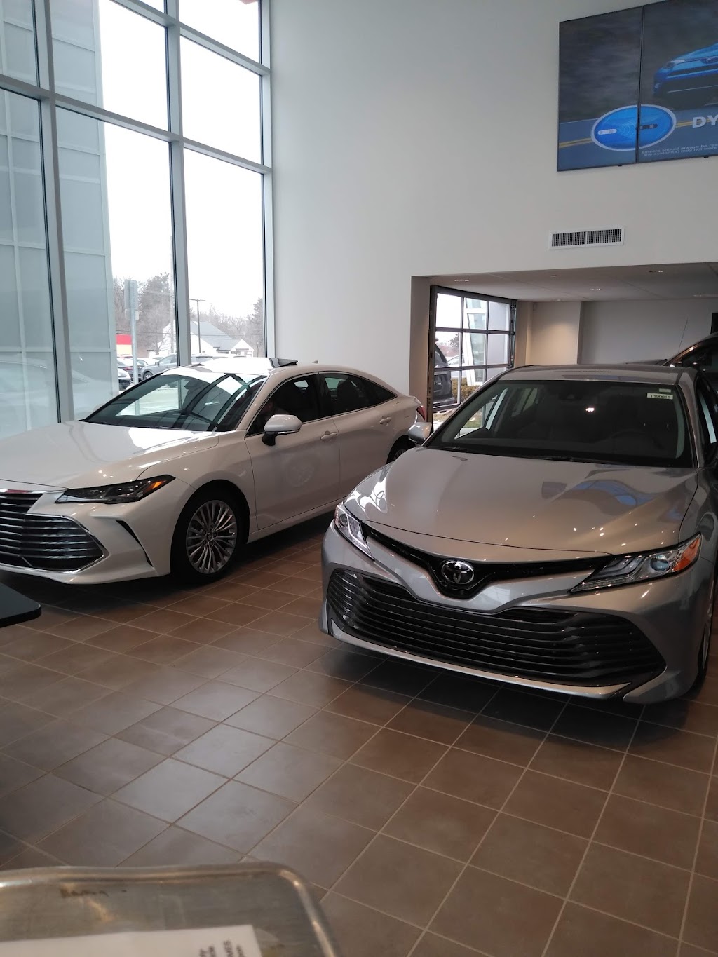 Fox Toyota of Rochester Hills | 773 S Rochester Rd Unit B, Rochester Hills, MI 48307, USA | Phone: (248) 939-4113