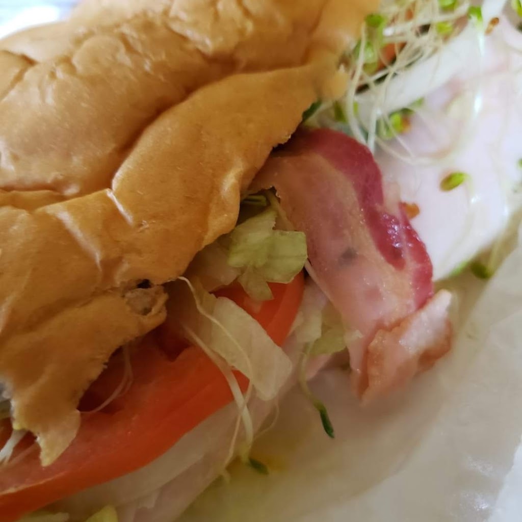 Aloha Sub of Waianae | 85876 Farrington Hwy, Waianae, HI 96792, USA | Phone: (808) 691-0938