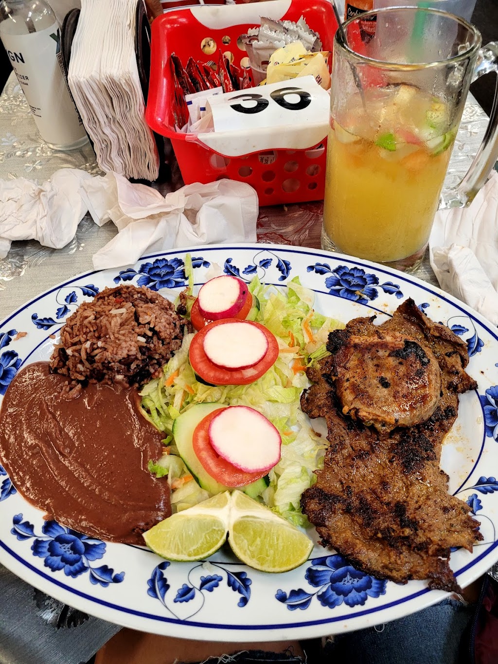 Restaurante Bahia De Jiquilisco | 1096 23rd St, Richmond, CA 94804, USA | Phone: (510) 680-5750