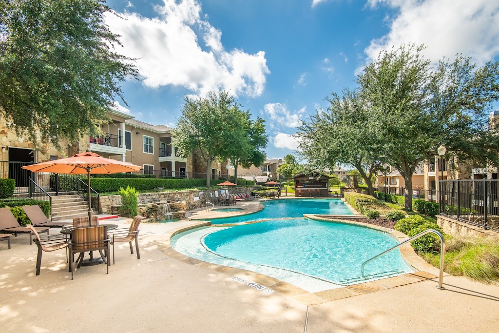 El Lago Apartments | 3400 Craig Dr, McKinney, TX 75070, USA | Phone: (469) 343-1866