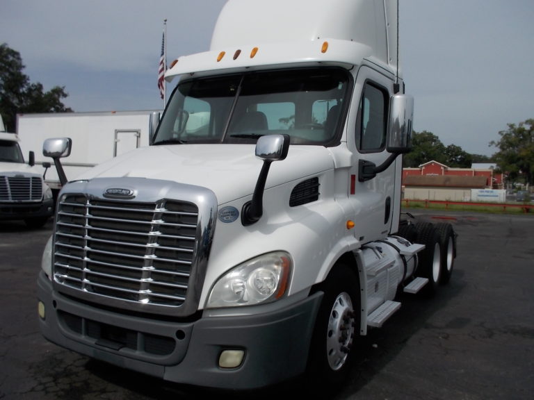 Suncoast Truck And Equipment Sales | 1604 S 50th St, Tampa, FL 33619, USA | Phone: (813) 626-1300